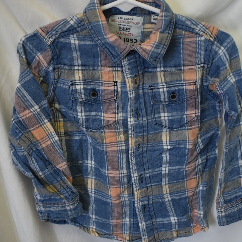 Unisex 2Y pink and blue flannel
